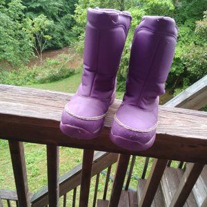 Purple snow boots girl's size 4 m